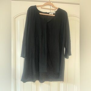 Rose & Olive Black Textured Blouse. 2X
